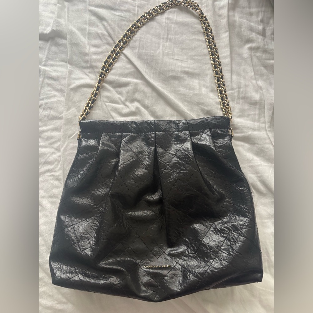 Charles & Keith Black Quilted Duo Chain Shoulder Bag - Picture 3 of 6
